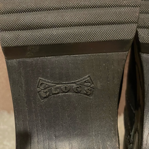 Black Clogs - Picture 5 of 6